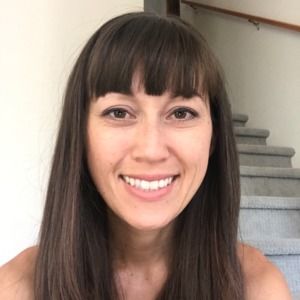 Meet your Posher, Steffany